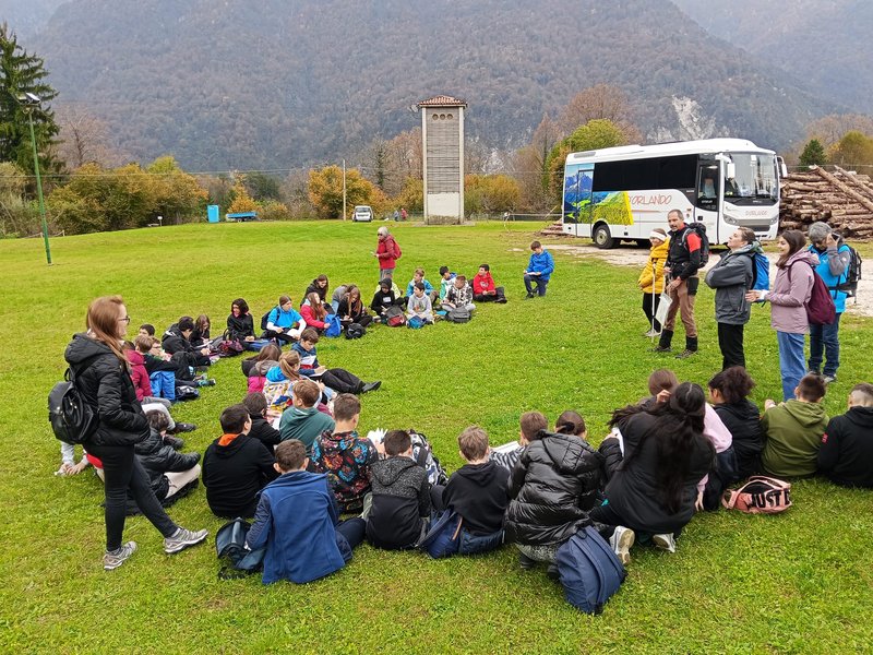 attività con le scuole.jpeg