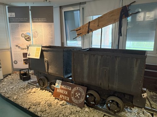 Mostra Miniera Resartico 1.jpg