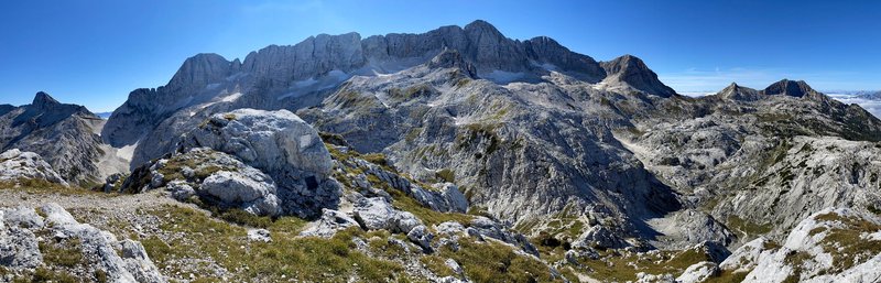 Panorama sulla catena del Monte Canin ph. Marco Di Lenardo