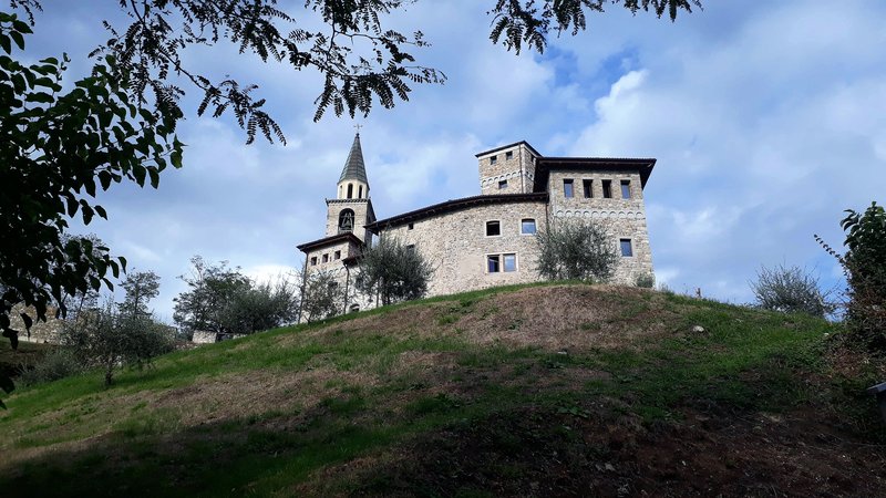 castello_Savorgnan_Artegna.jpg